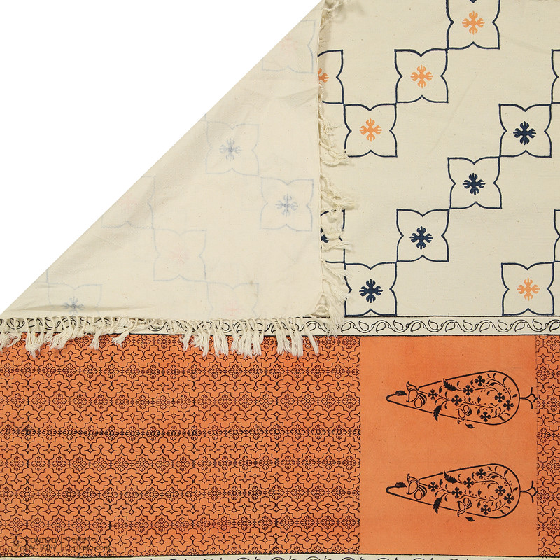 رومیزی بومی مدل 04 سایز 98x98 سانتیمتر