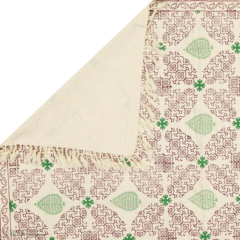 رومیزی بومی مدل 001 سایز 97x95 سانتیمتر