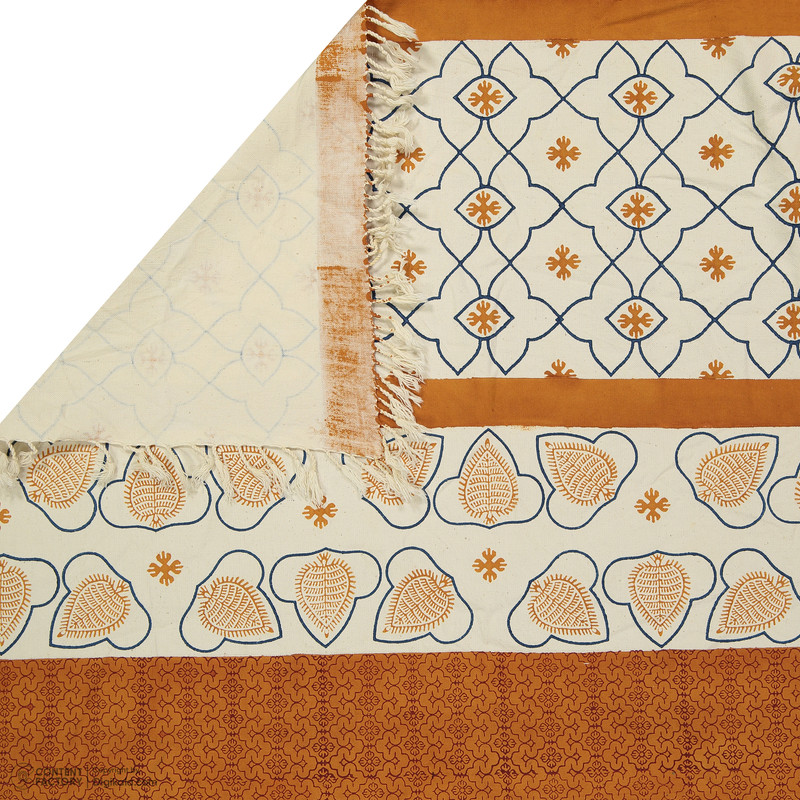 رومیزی بومی مدل 03 سایز 107x105 سانتیمتر